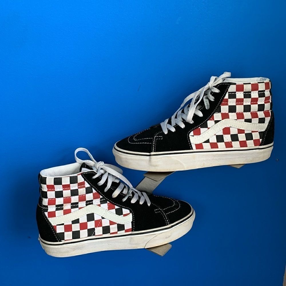 Men's Size 7.5 VANS Checkerboard High Tops Skate Skateboard Shoes Sneakers Suede